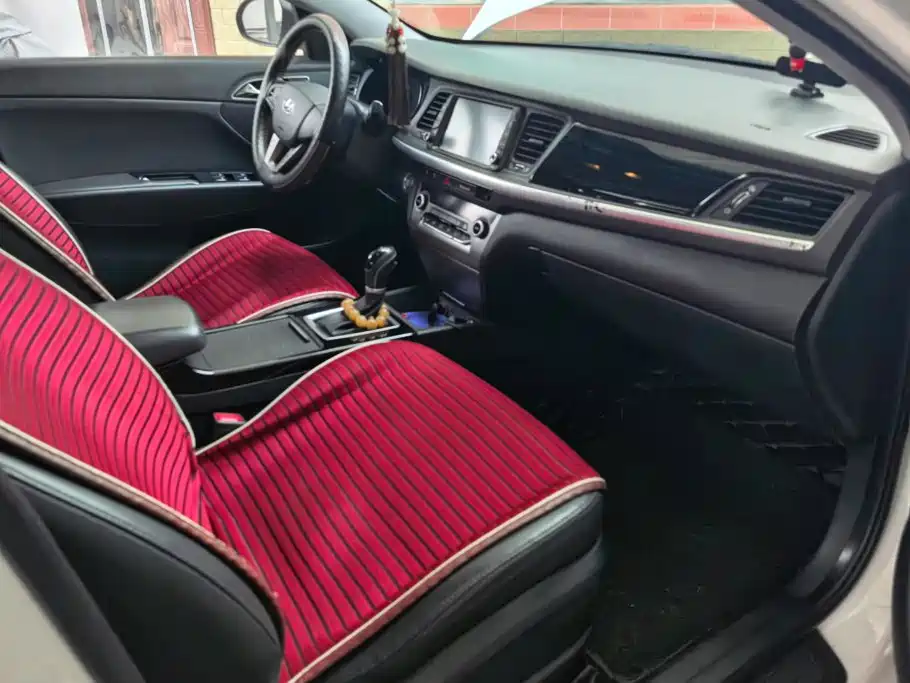 Hyundai Mistra — миниатюра 8