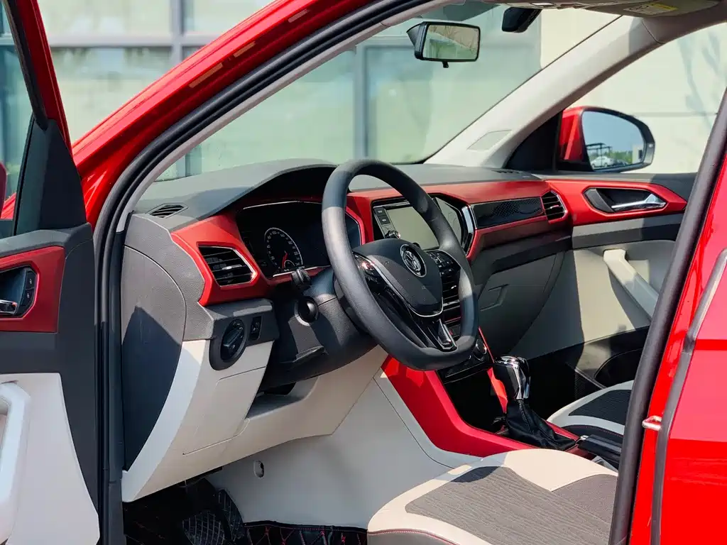 Volkswagen T-Cross — миниатюра 13