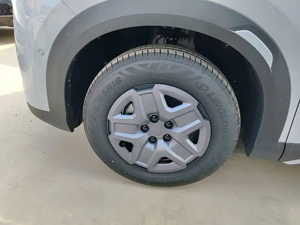 BYD Yuan UP — миниатюра 23