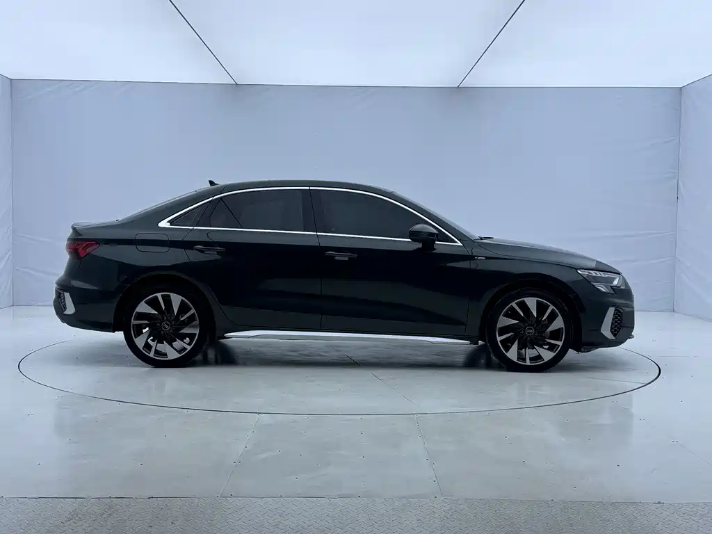 Audi A3 — миниатюра 6