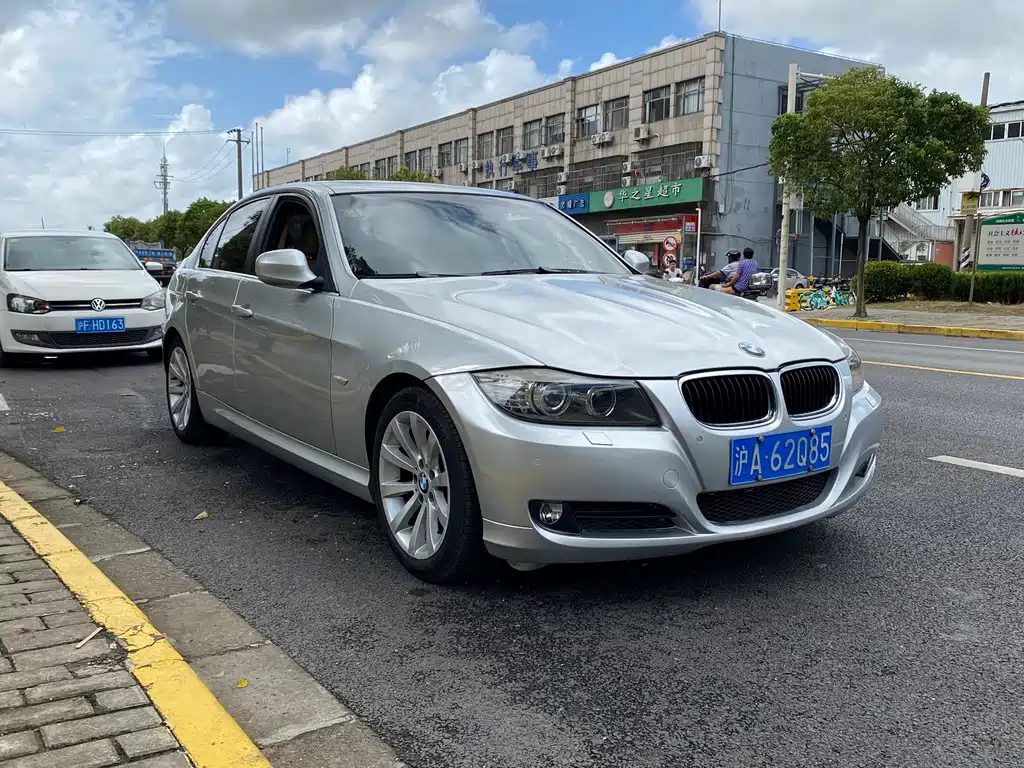 BMW 3 Series 3 2009 325i Luxury