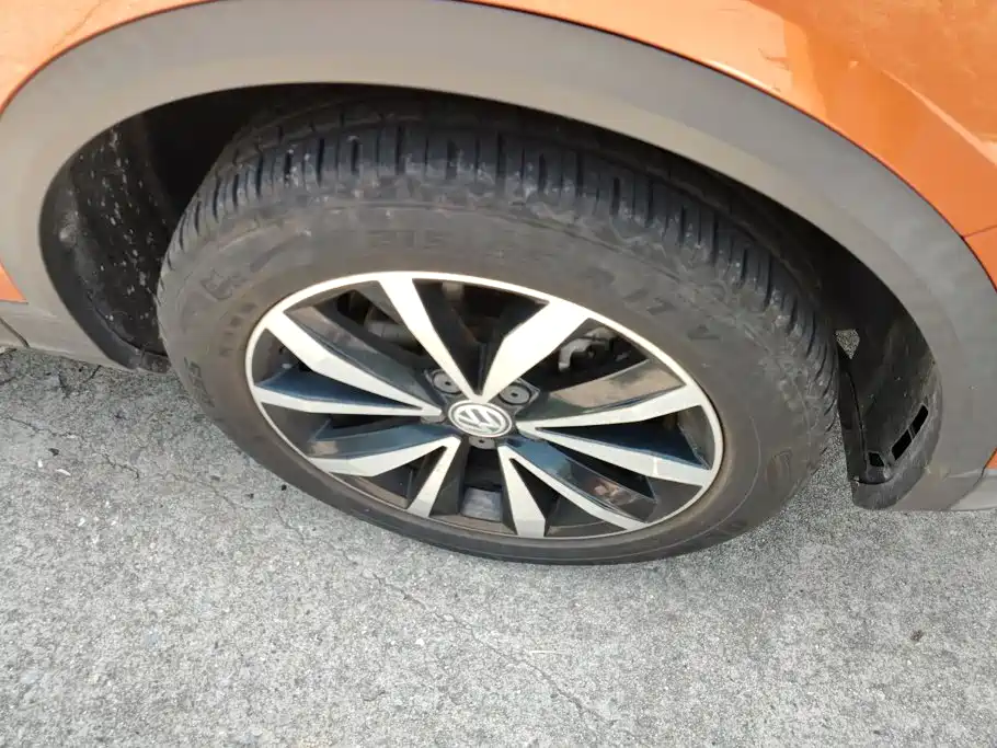 Volkswagen T-Roc — миниатюра 6