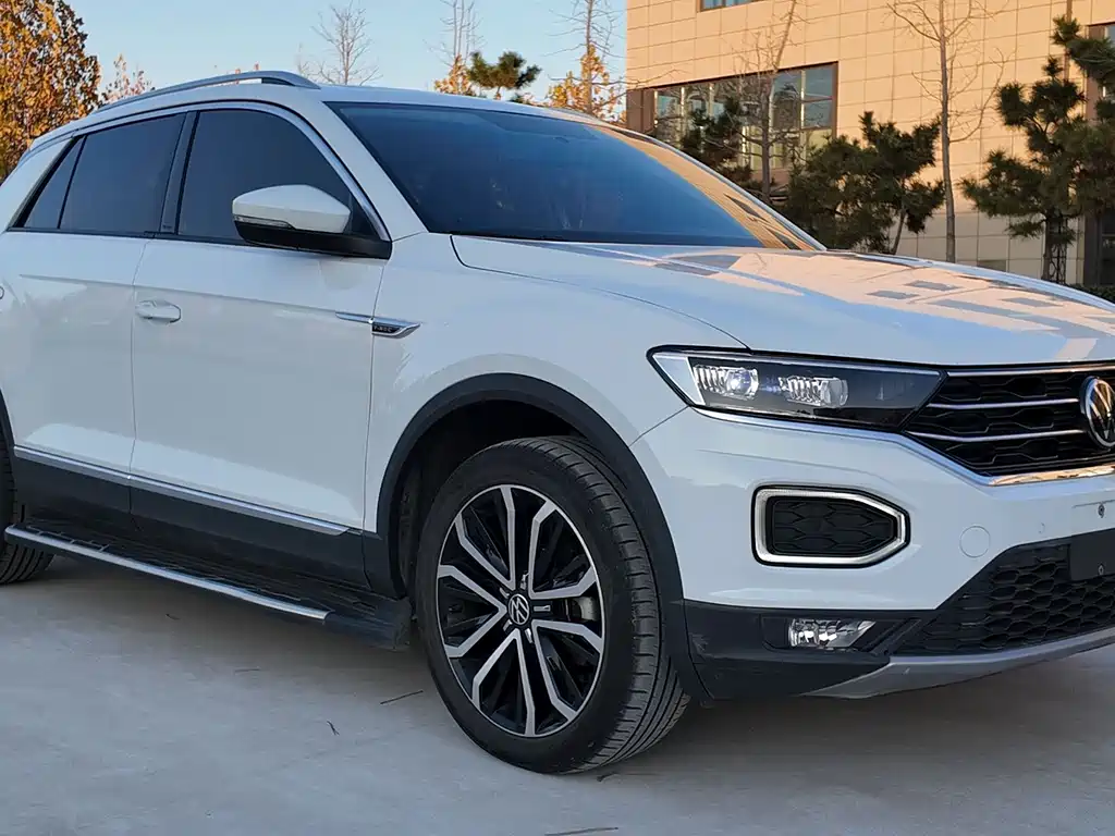 VOLKSWAGEN T ROC EXPLORING SONGS