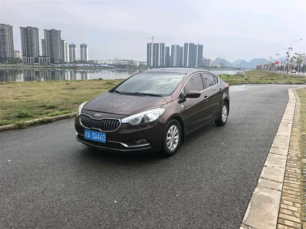 Kia K3 2015