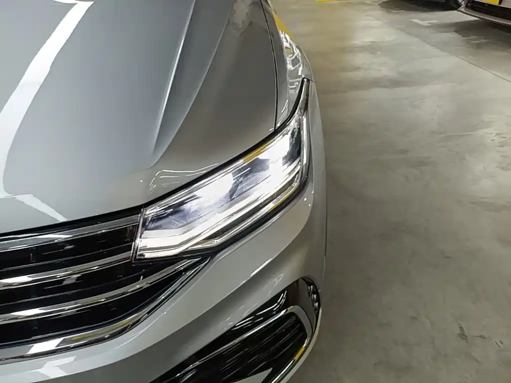 Volkswagen Tiguan L — миниатюра 24