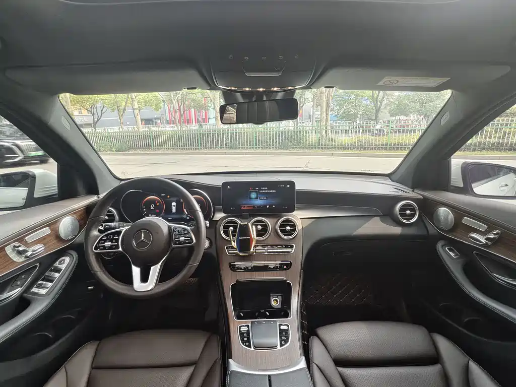 Mercedes-Benz GLC — миниатюра 13