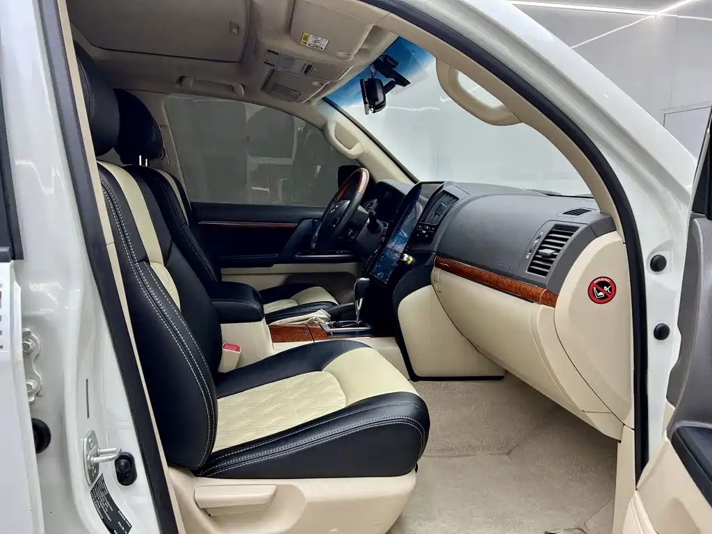 Toyota Land Cruiser — миниатюра 25