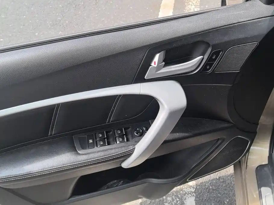 Geely Emgrand 2016 1.5L MT