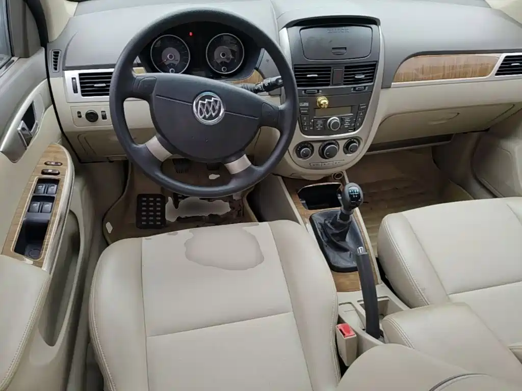 Buick Excelle — миниатюра 10