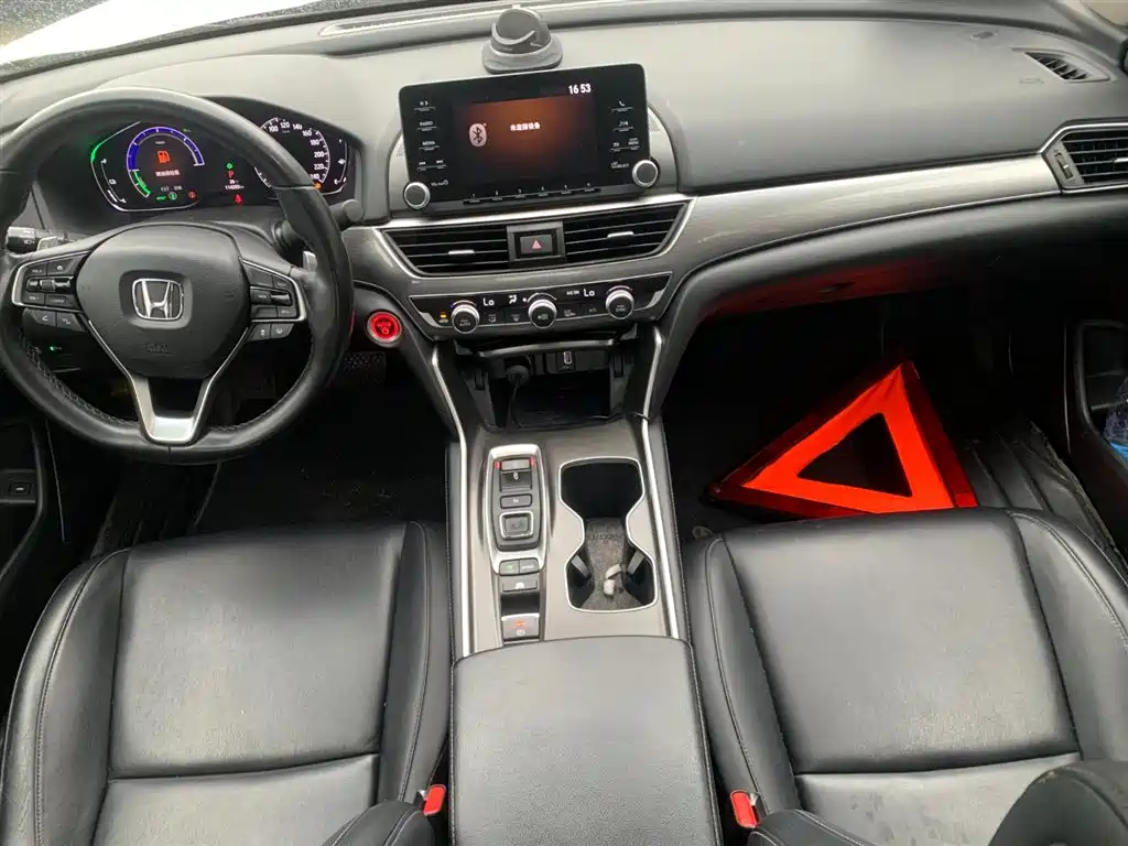 Honda Accord 2018 2.0L V