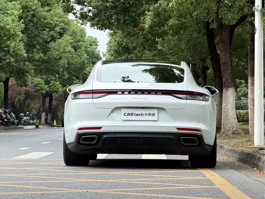 Porsche Panamera — миниатюра 4