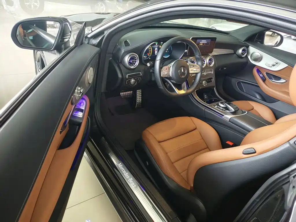Mercedes-Benz C-Class (Import) — миниатюра 16