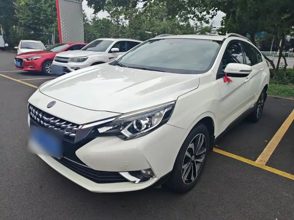 Venucia T90