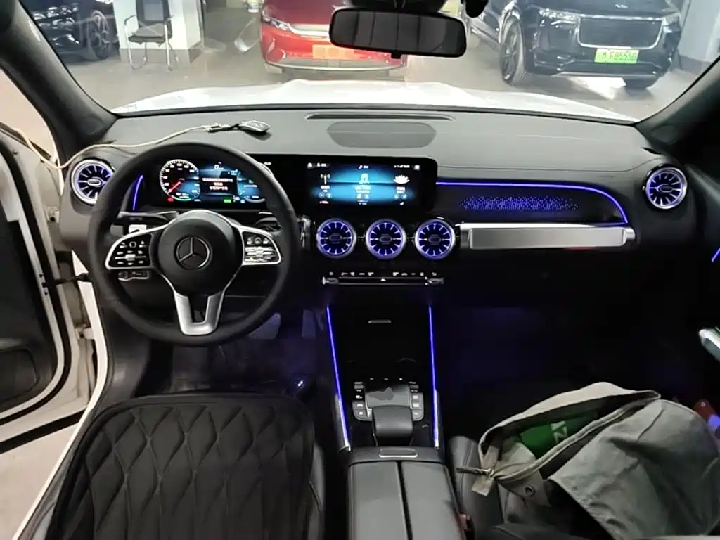 Mercedes-Benz EQB — миниатюра 10