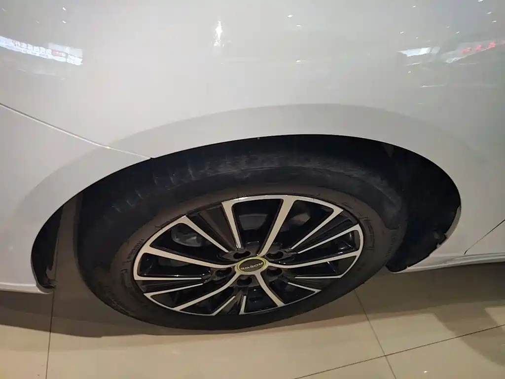 Roewe i5 — миниатюра 23