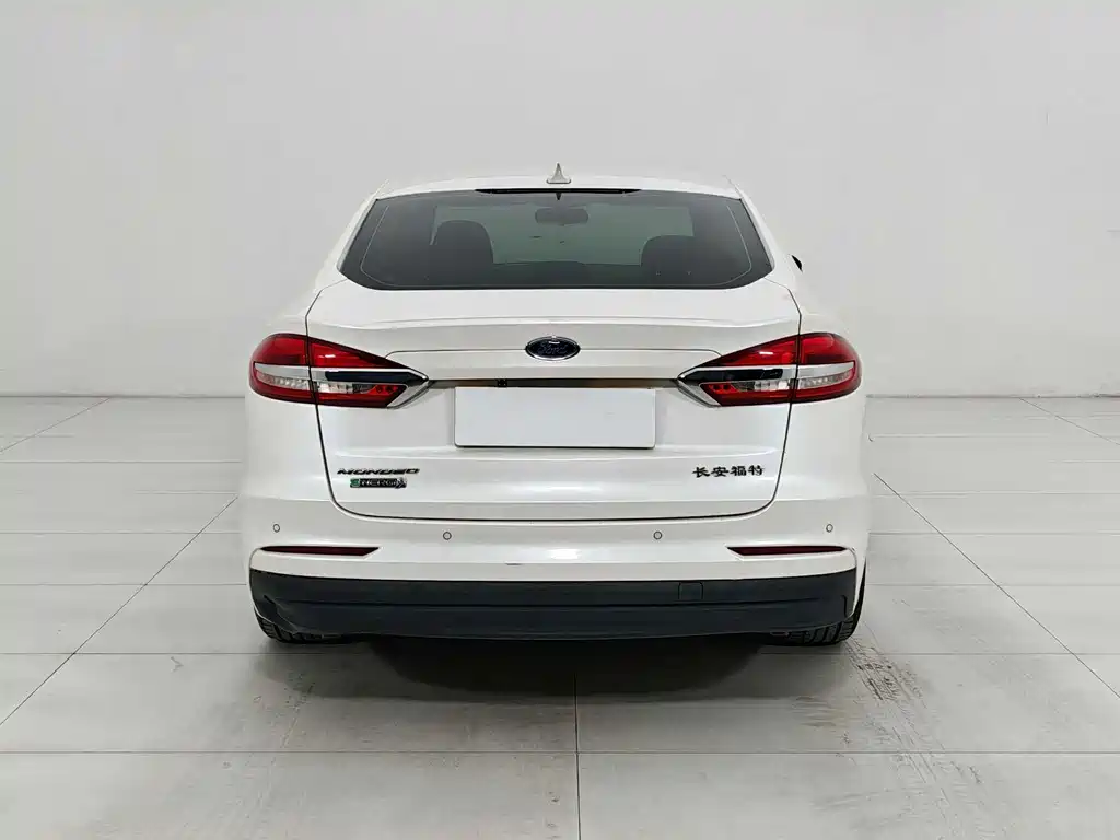Ford Mondeo 2018 2.0 PHEV Fashion VI