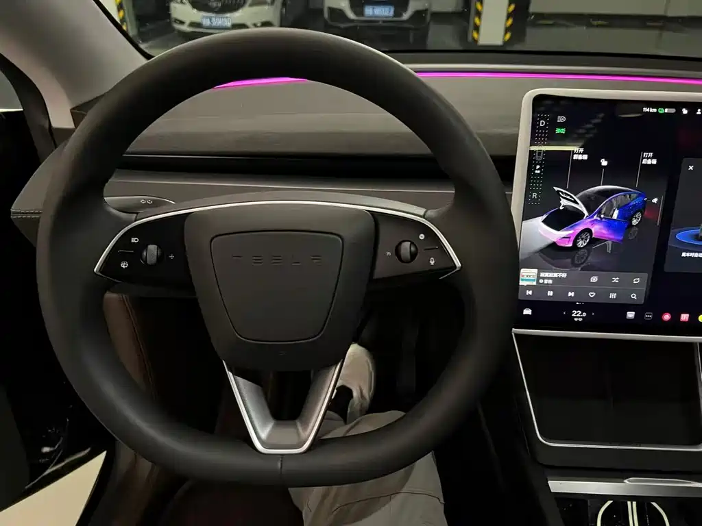 Tesla Model Y — фотографии объявления, Фото 12
