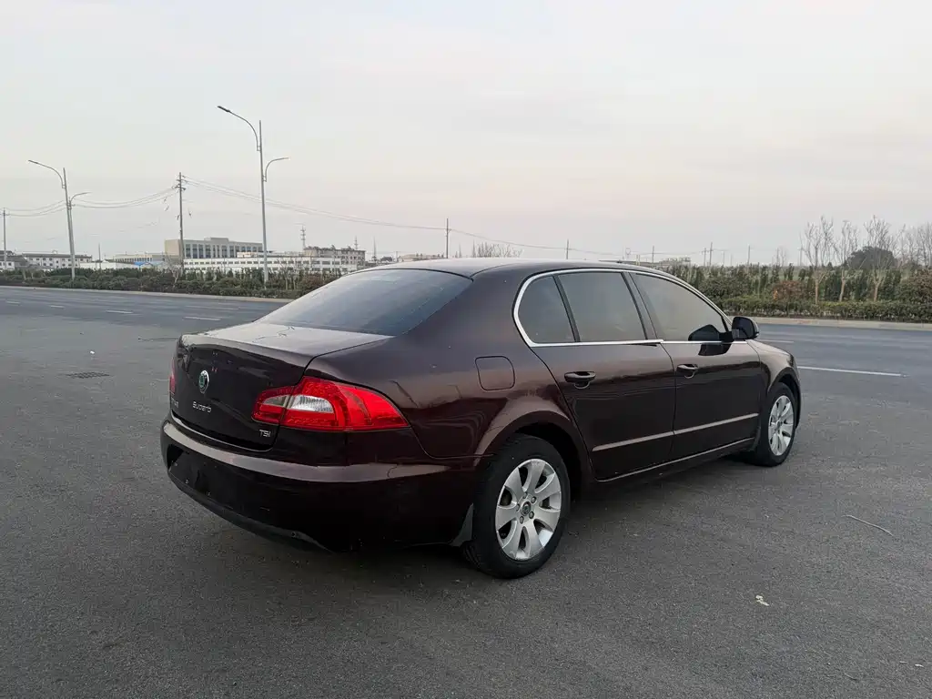 Skoda Superb 2012 1.4TSI DSG