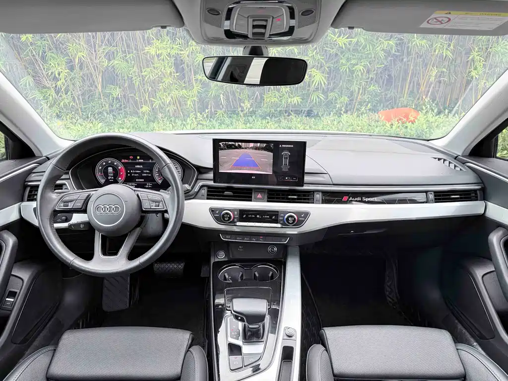 Audi A4L 2022 40 TFSI Luxury