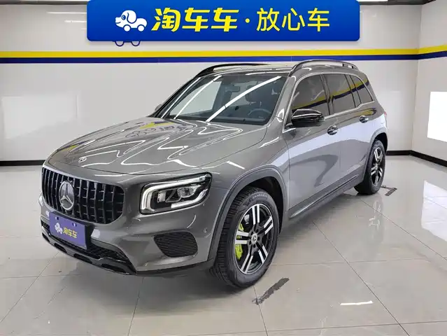 MERCEDES-BENZ GLB