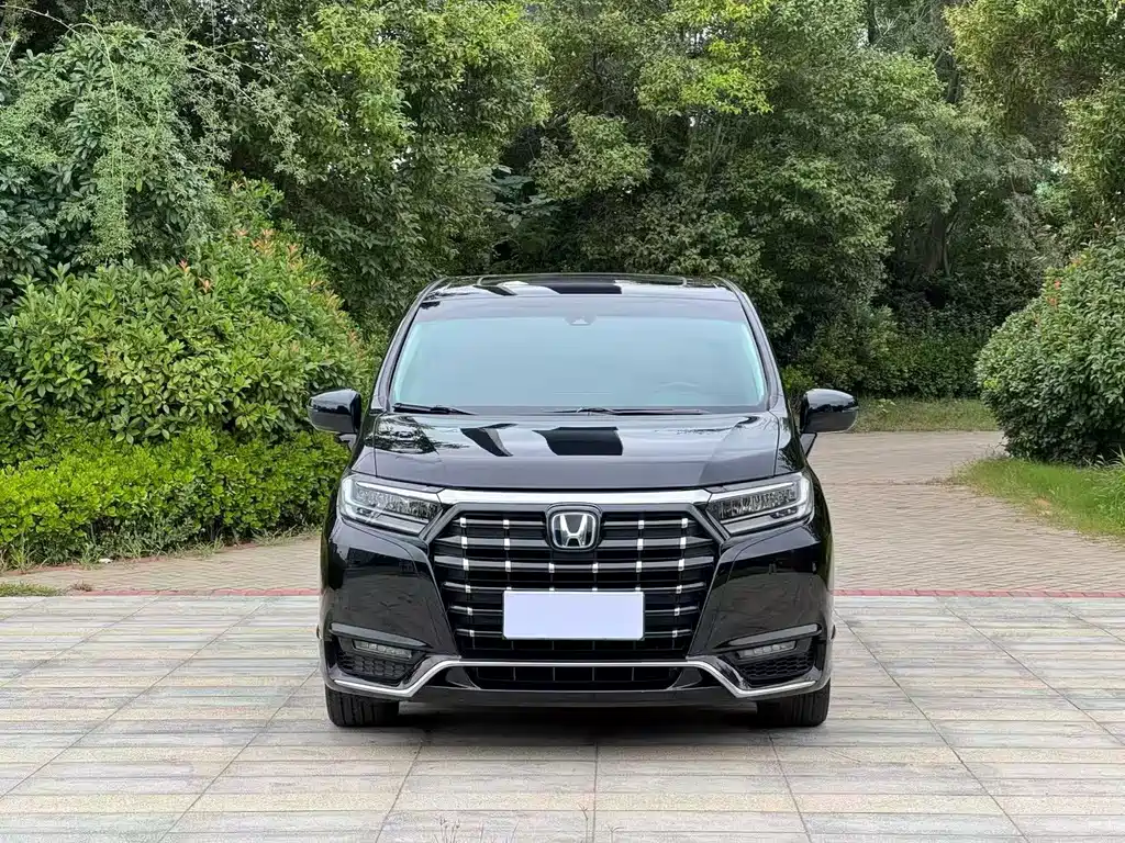 Honda Elysion — миниатюра 2