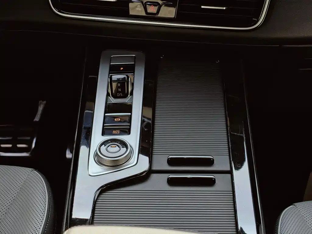 VOLKSWAGEN RANGE PATROL