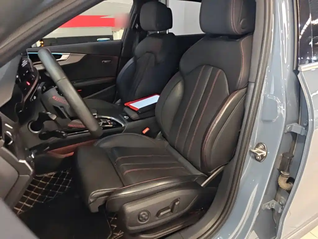 Audi A4L — миниатюра 11
