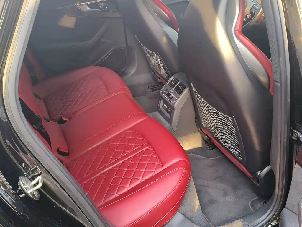 Audi S4 — миниатюра 8