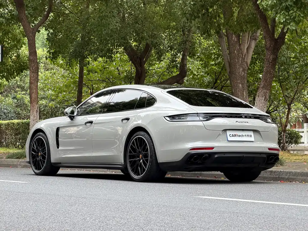 Porsche Panamera — миниатюра 6