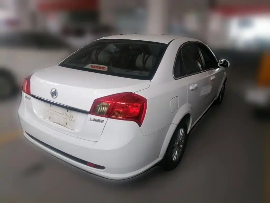 Buick Excelle — миниатюра 10