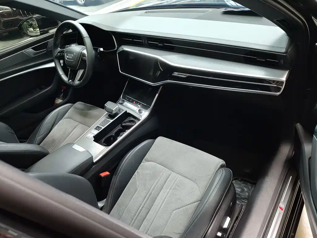 Audi A6L — миниатюра 13