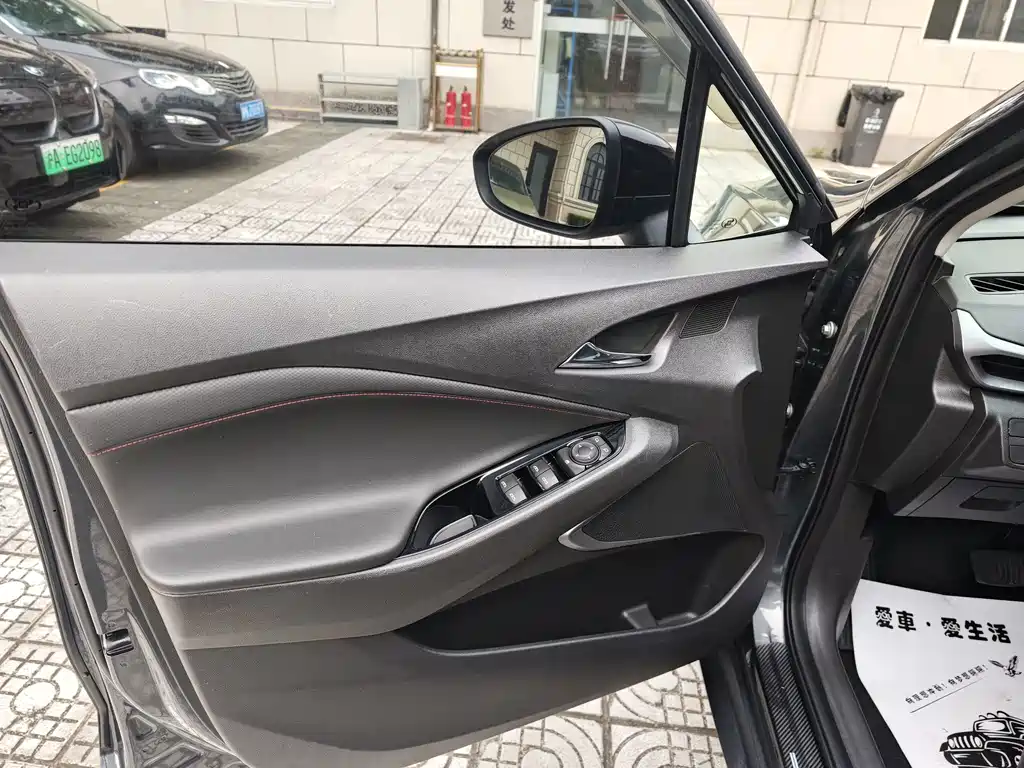 Chevrolet Volando — миниатюра 13