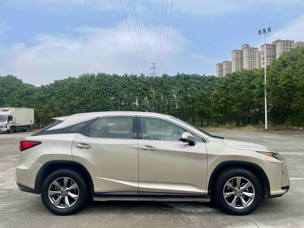 Lexus RX — миниатюра 15