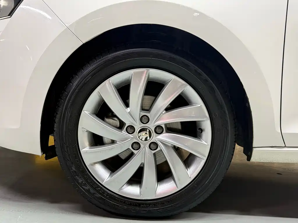 Skoda Rapid — миниатюра 28