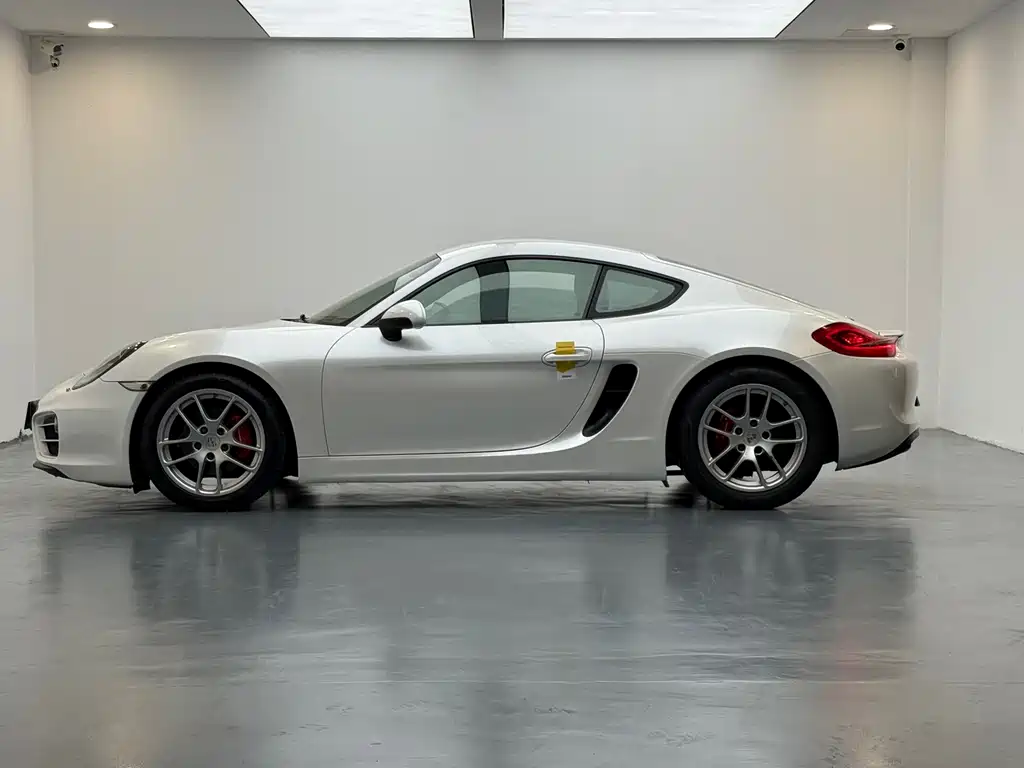 PORSCHE CAYMAN