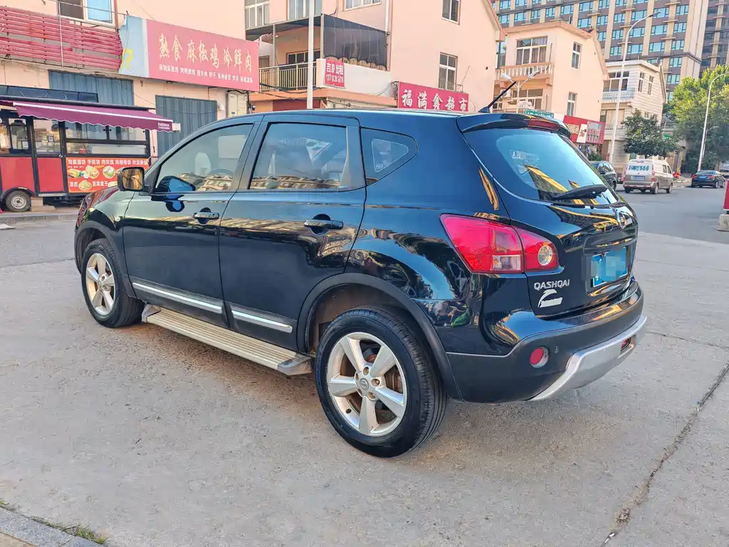 Nissan Qashqai — миниатюра 5