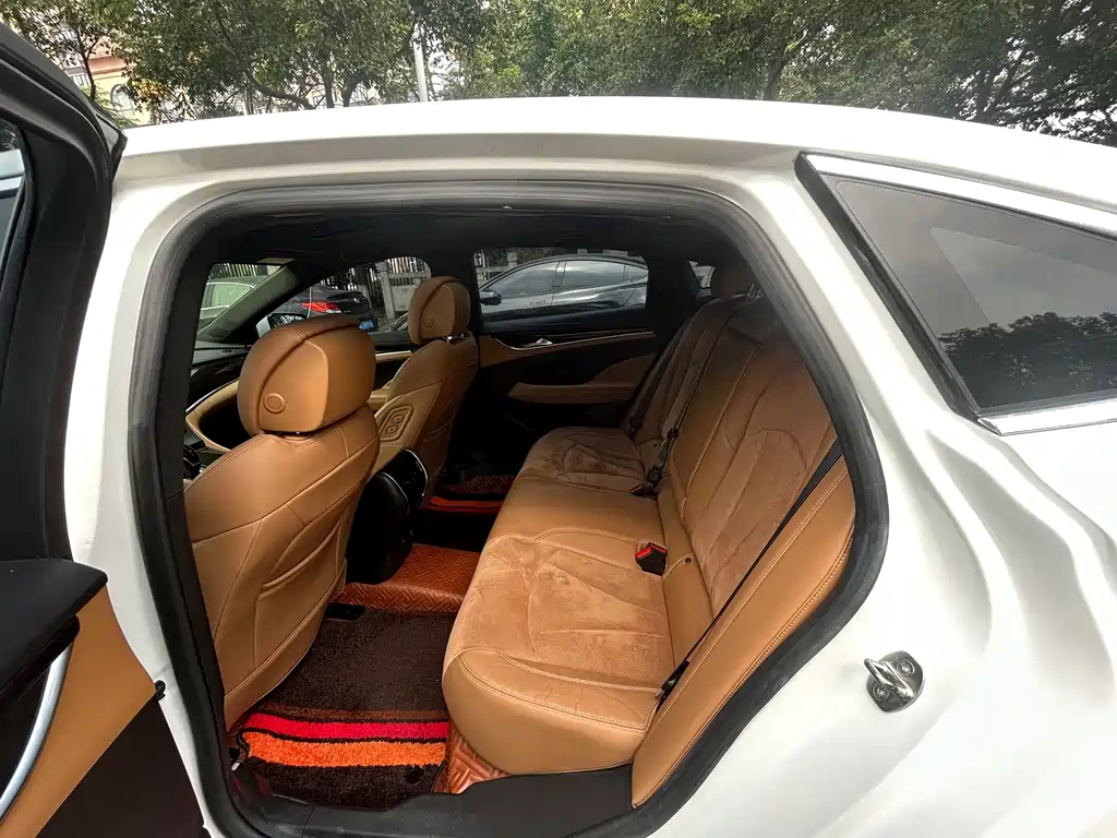Buick LaCrosse — миниатюра 7