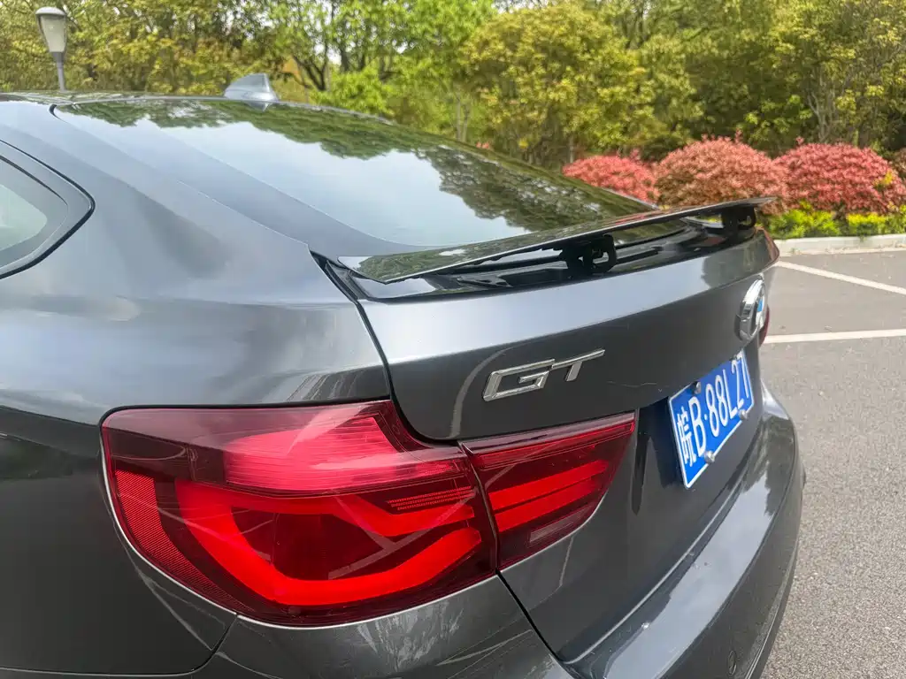 BMW 3 Series GT 3 GT 2018 320i Fashion