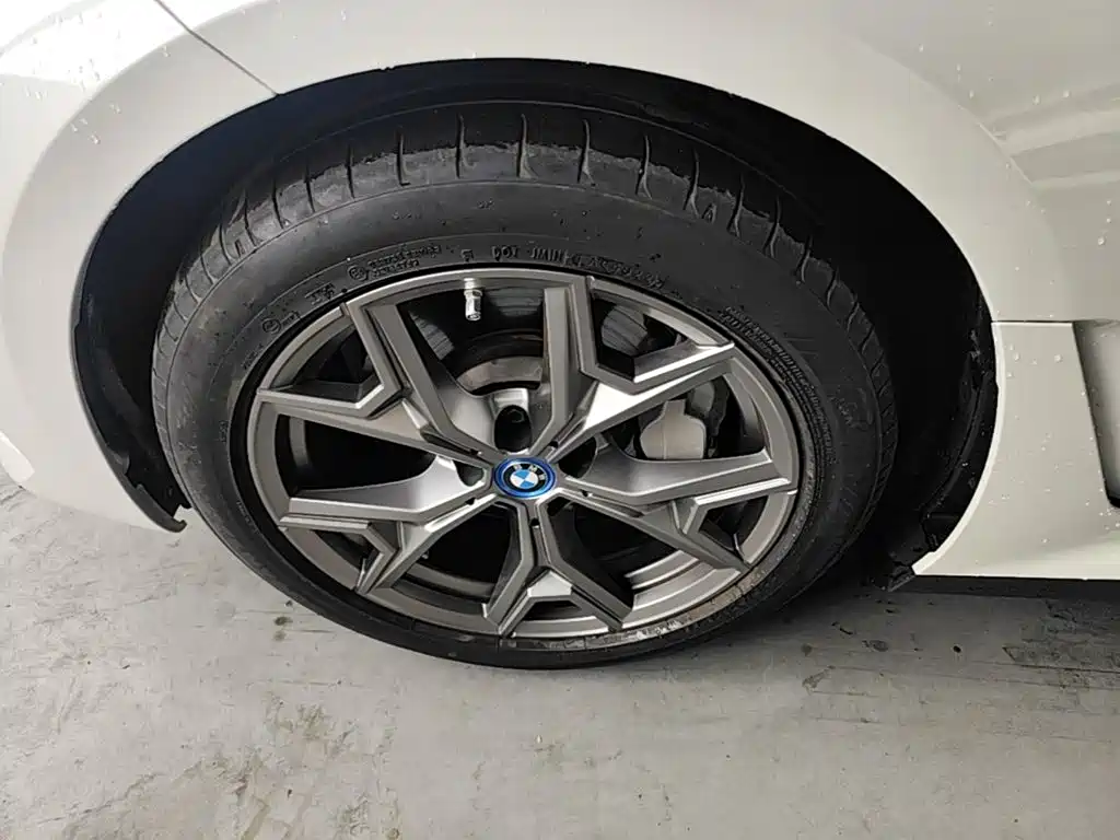 BMW i3 — миниатюра 23