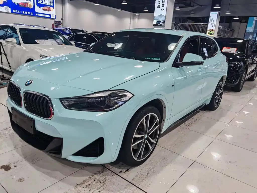 BMW X2