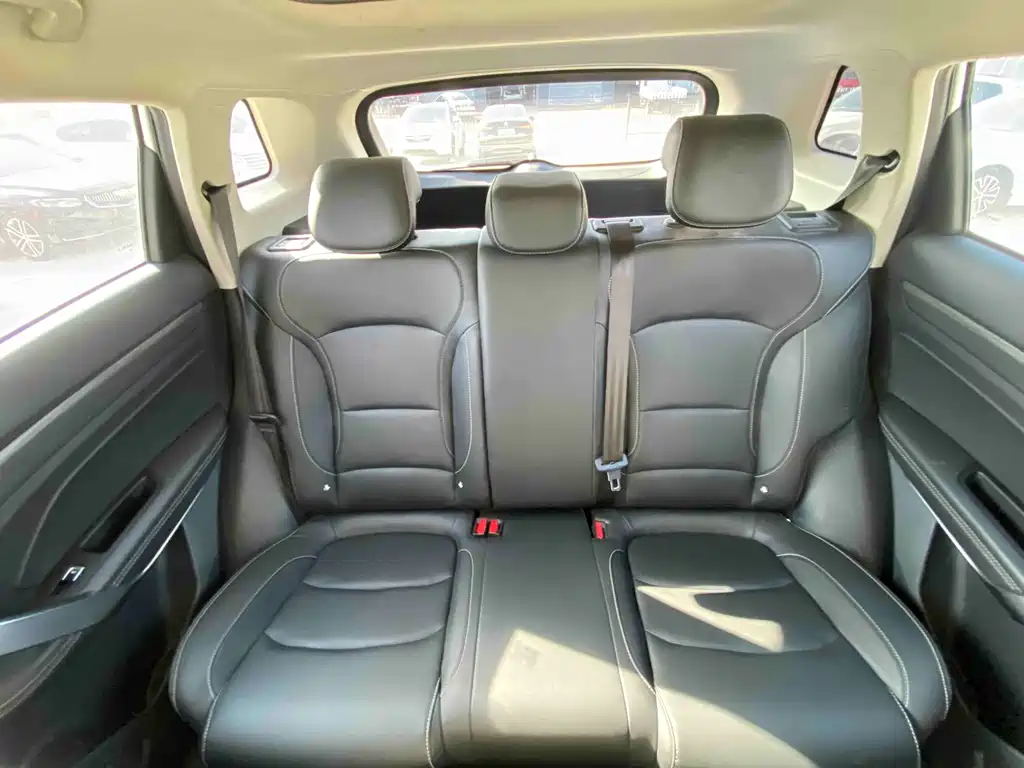 GEELY AUTOMOBILE BOYUE