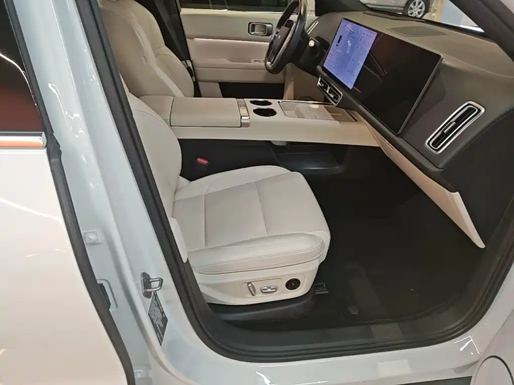 Li Auto Li L6 — миниатюра 25