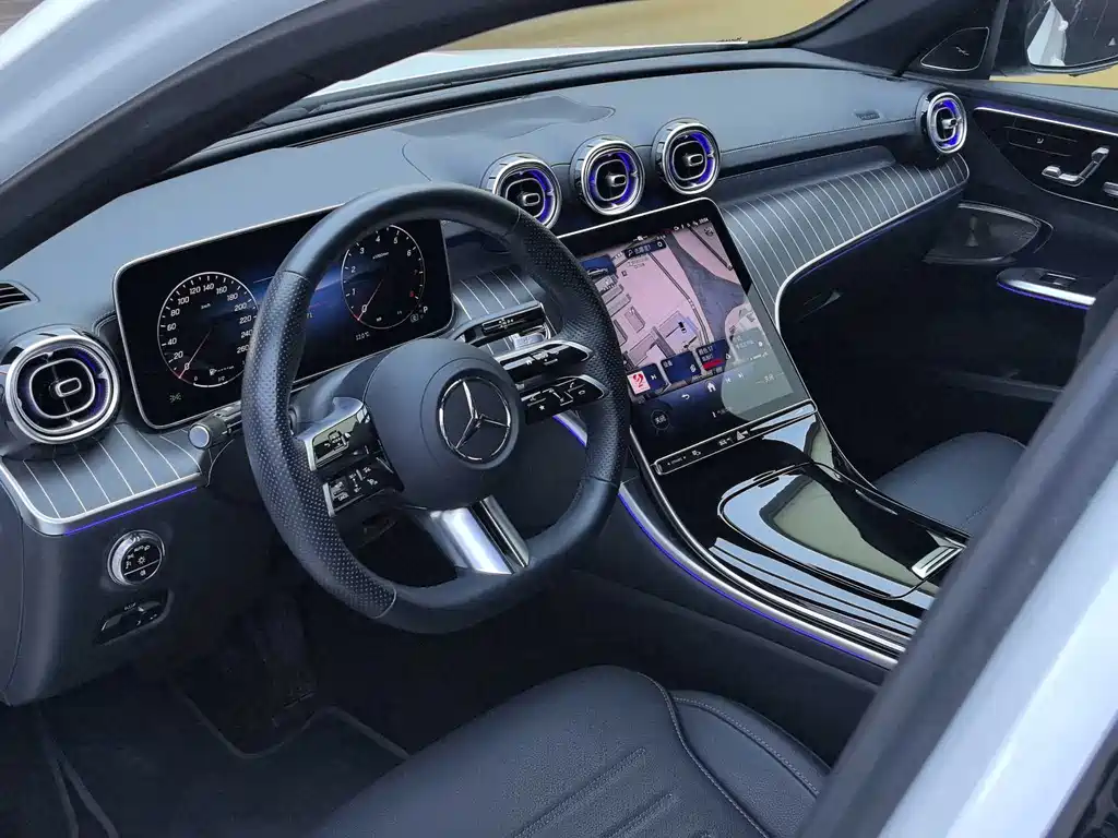 Mercedes-Benz C-Class — миниатюра 19