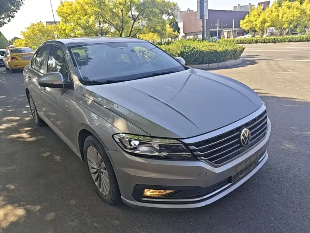 Volkswagen Lavida — миниатюра 4
