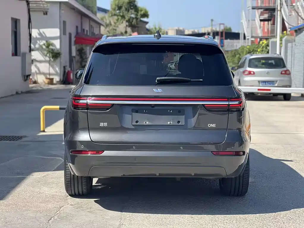 Li Auto Li ONE — миниатюра 12
