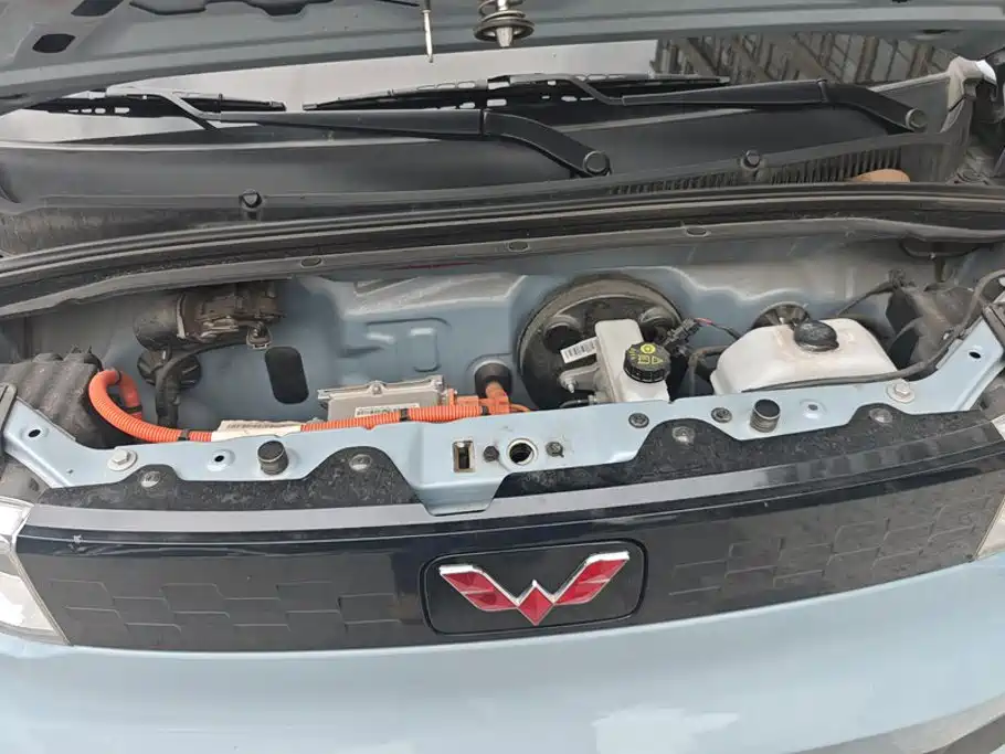 Wuling MINIEV — миниатюра 10