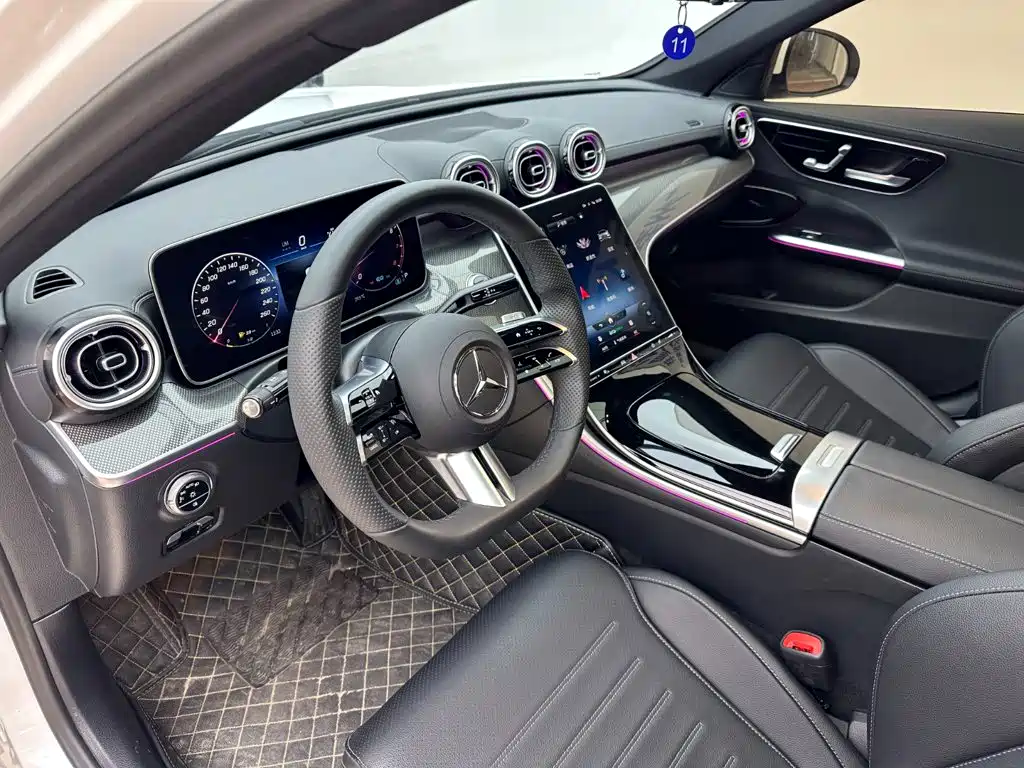 Mercedes-Benz C-Class — миниатюра 9