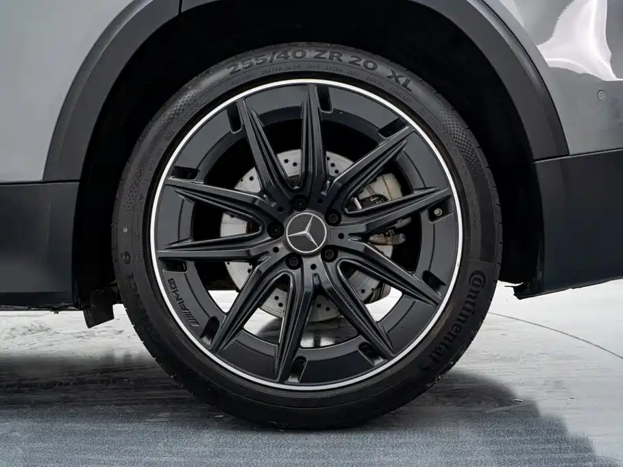 Mercedes-Benz GLB AMG — миниатюра 18