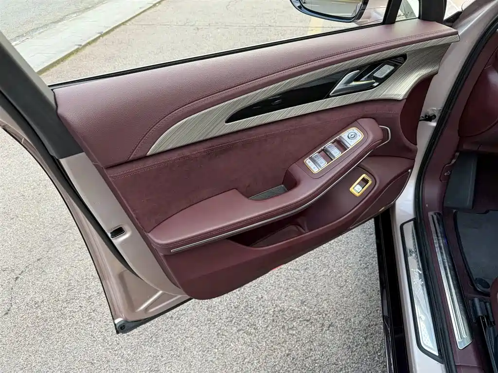 Hongqi H9 2020 3.0T мест
