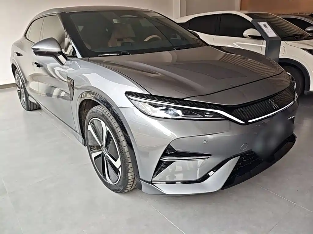BYD L EV — миниатюра 4